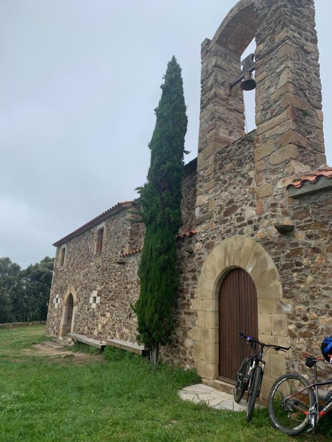 Tarrés